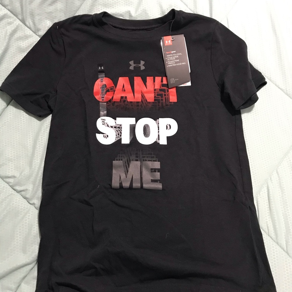 Youth Medium Under Armour Boys Shirt